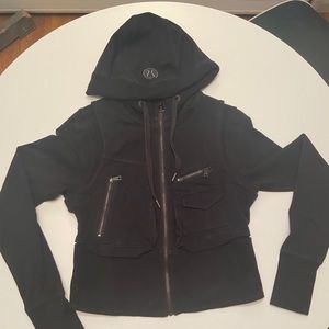lululemon women’s black utility jacket